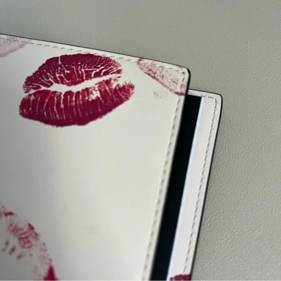 Coach Lip Print Glovetanned Leather Refillable Notebook Cover Journal - Picture 12 of 13